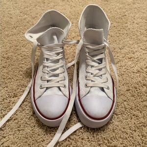 White High-Top Canvas Sneakers with Red Trim